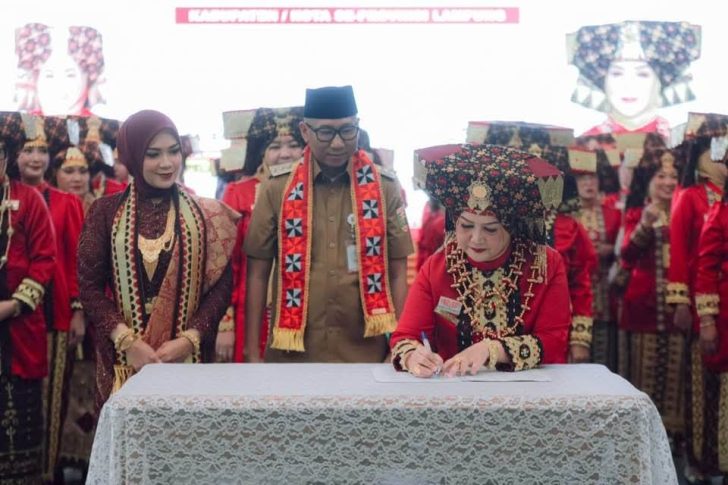 Gubernur Lampung