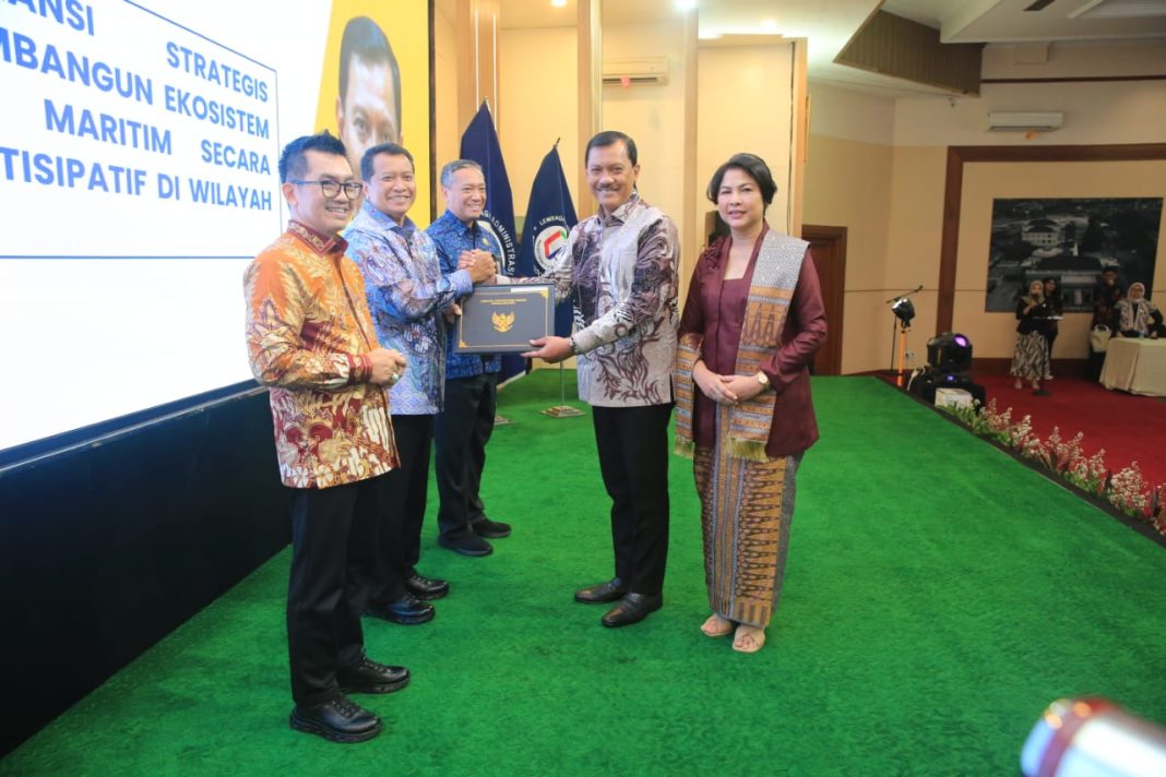 Selamat, Kombes Pol Zahwani Pandra Arsyad, S.H., M.Si., secara resmi dinyatakan lulus Pelatihan Kepemimpinan Nasional Tingkat I (PIM I) yang diselenggarakan oleh Lembaga Administrasi Negara Republik Indonesia (LAN RI). Poto : Istimewa