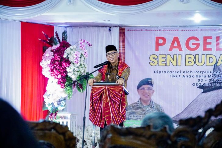 Gubernur Lampung