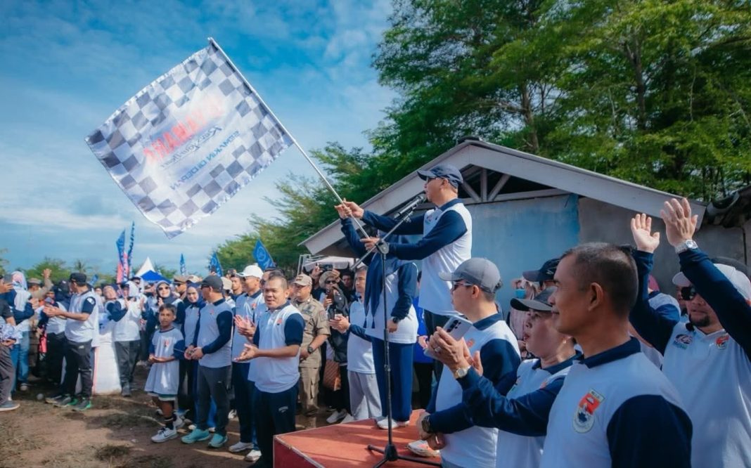 Peringati HUT ke-17 Kabupaten Mesuji, Ribuan Masyarakat Meriahkan Jalan Sehat Bersama Gubernur Lampung