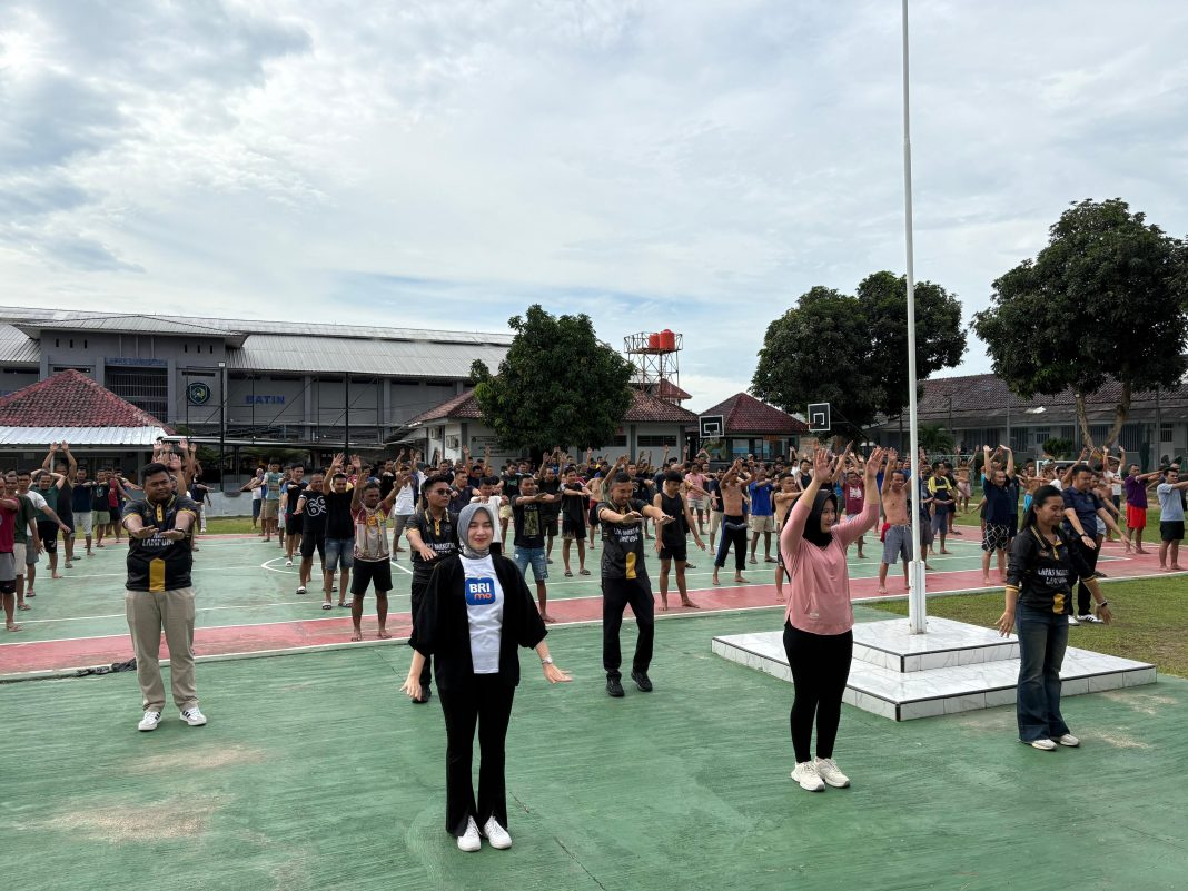 Senam bersama Lapas Narkotika dengan BRI