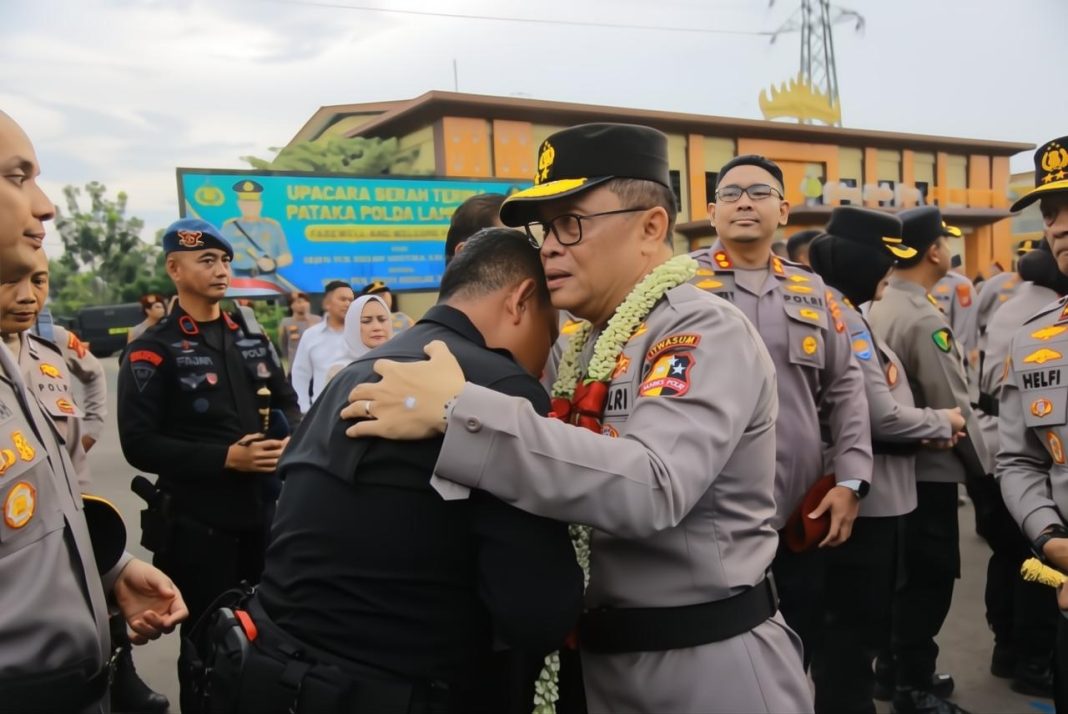 Irjen Pol Helmy Santika tinggalkan Polda Lampung