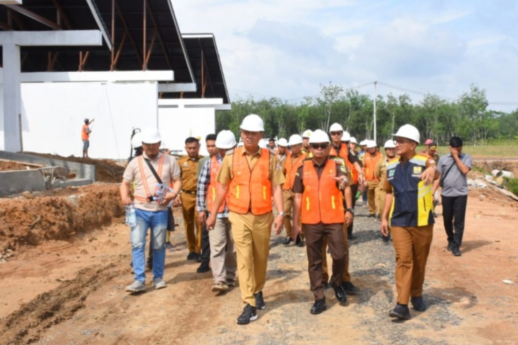 Progres Capai 95%, Bupati Tubaba Pastikan Gedung Kantor Bersama Rampung Tepat Waktu dan Siap Difungsikan