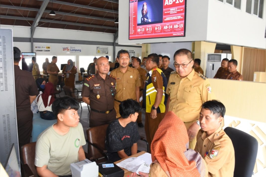 Wujudkan Pelayanan Prima, Bupati Tubaba Tinjau Langsung Mal Pelayanan Publik