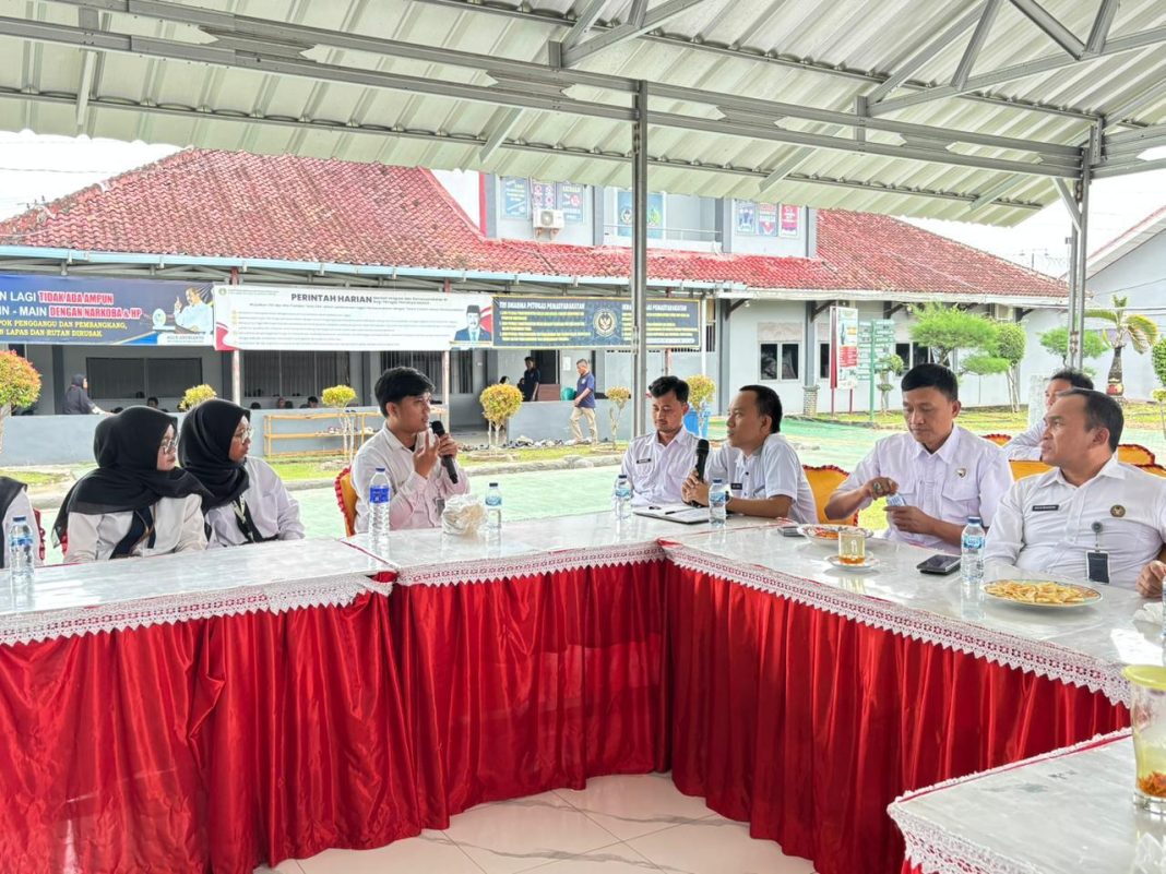 Tingkatkan Kompetensi Petugas, Lapas Narkotika Bandar Lampung Hadirkan Kelas Bahasa Inggris