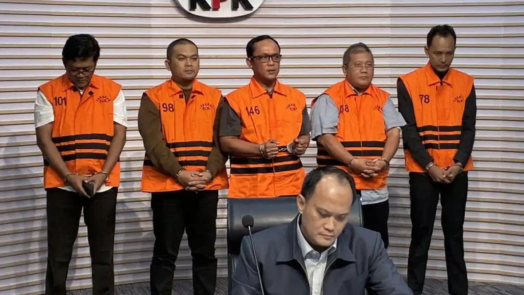 Terjerat Kasus Proyek, KPK Resmi Tetapkan Bupati Lampung Tengah Ardito Wijaya Tersangka dan Ditahan