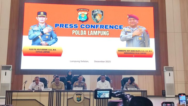 Soal Insiden Kapal Tongkang Kayu di Pesisir Barat, Ini Penjelasan Kapolda Lampung