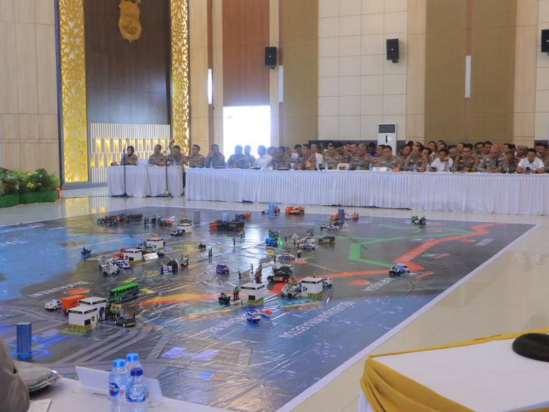 Wakapolda Lampung Pimpin Tactical Floor Game Persiapan Pengamanan Operasi Lilin Krakatau 2025