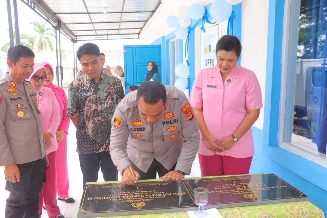 Kapolresta Bandar Lampung, Kombes Pol Alfret Jacob Tilukay Resmikan Dua Dapur SPPG, Dukung Program MBG Aman dan Berkualitas