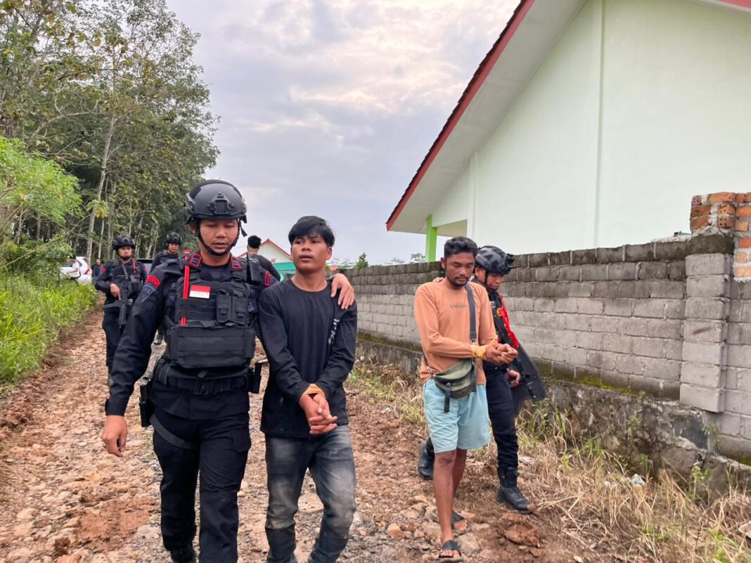 Sat Brimob dan Dit Intelkam Polda Lampung Tindak Tegas Tambang Emas Ilegal di Way Kanan