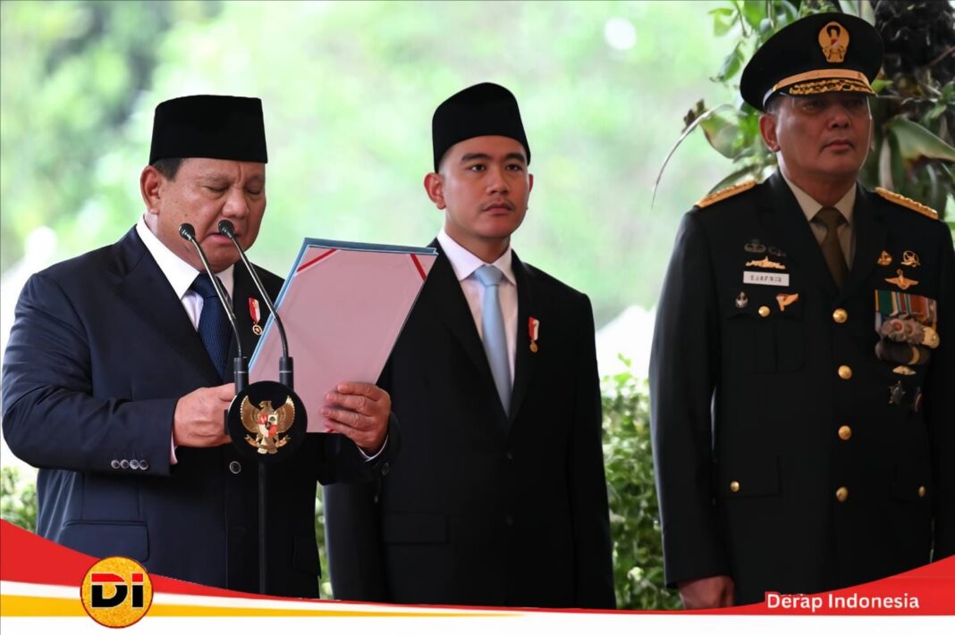 Presiden Prabowo Pimpin Upacara Pemakaman Wapres Ke-6 Try Sutrisno di TMP Kalibata