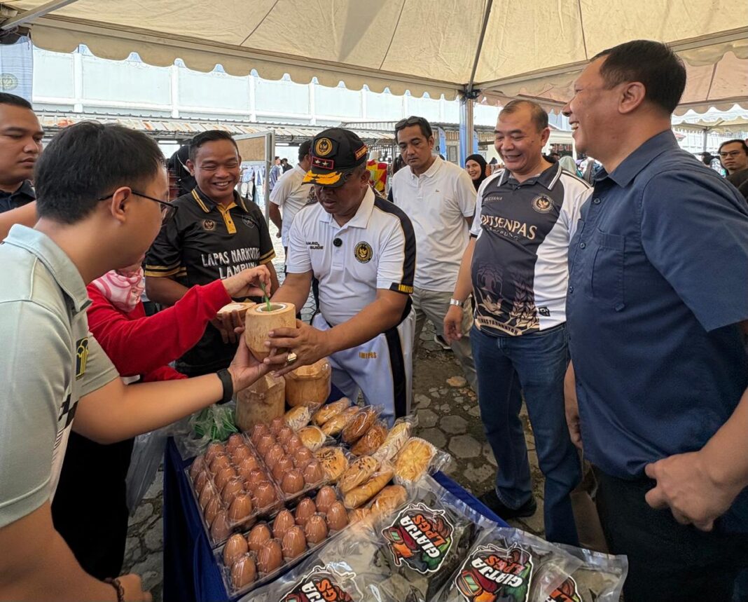 Bazar HBP ke-62, Produk Warga Binaan Lapas Narkotika Bandar Lampung Laris Diserbu Pembeli