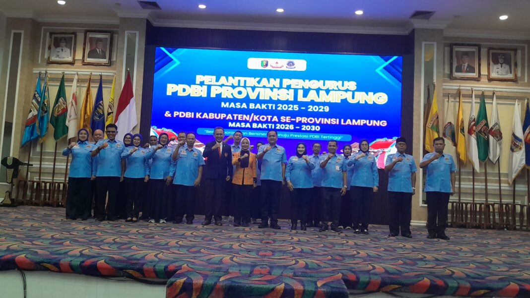 Dikukuhkan Jadi Ketua Umum PDBI Lampung Selatan, Hendry Kurniawan Siap Bawa Atlet Drum Band Lamsel ke Tingkat Nasional