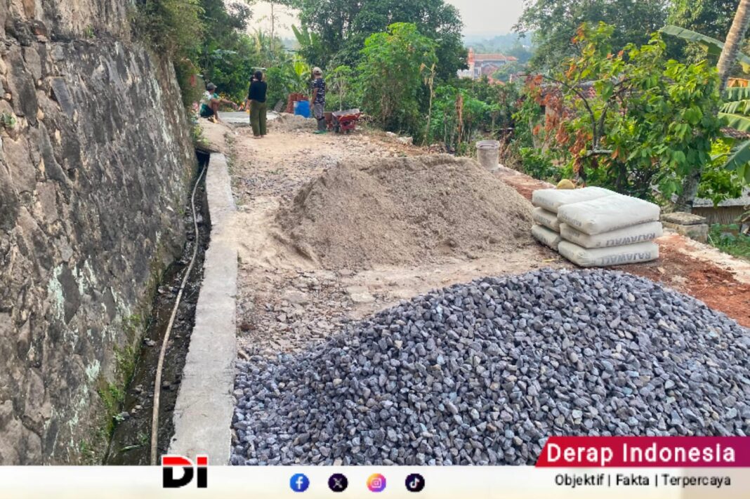 Genjot Akses Ekonomi Warga, Satgas TMMD Kodim 0410/KBL Percepat Pengecoran Jalan Nangka