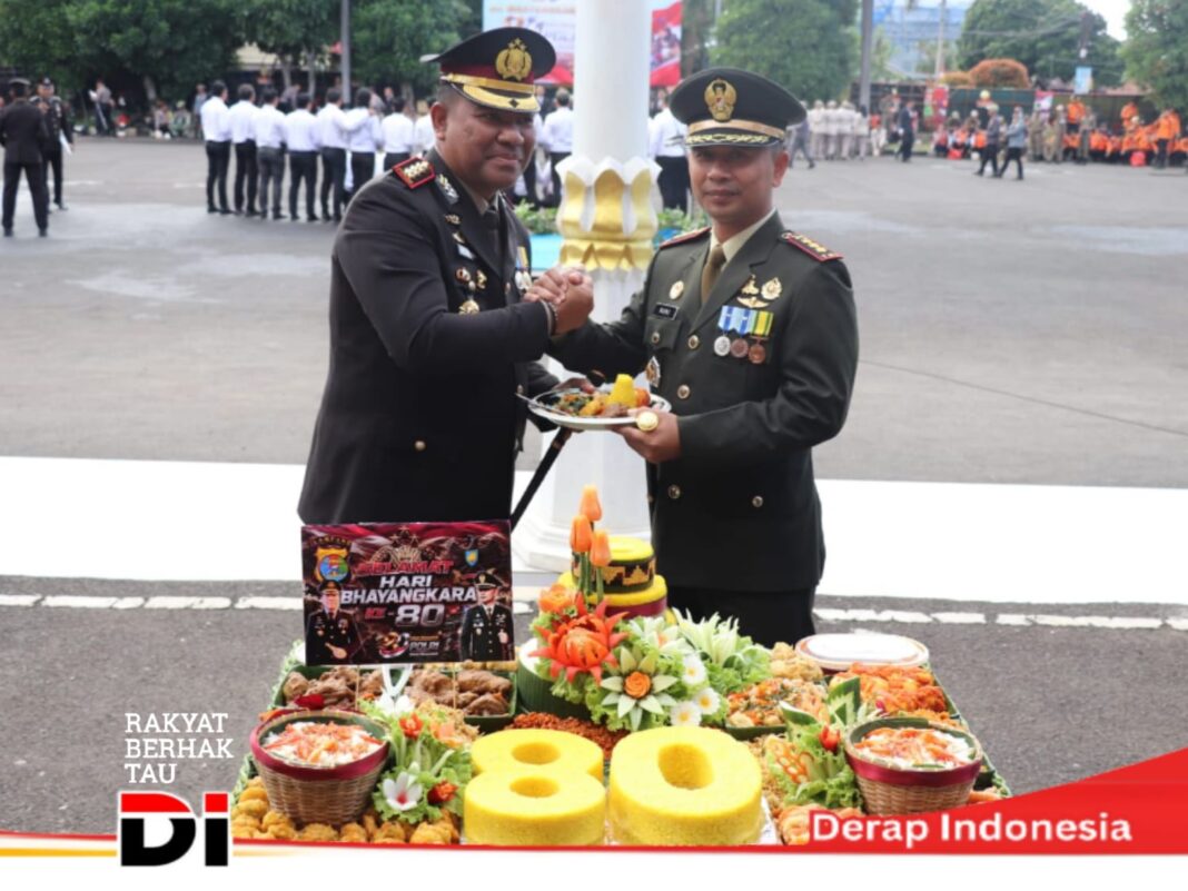 Dandim 0410 KBL Hadiri HUT Bhayangkara ke-80 di Mapolresta Bandar Lampung Pertegas Sinergitas TNI -Polri Makin Solid