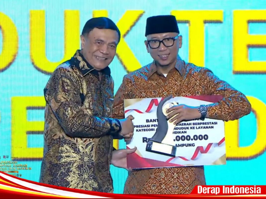 Pemprov Lampung Raih Apresiasi Terbaik II Akses Penduduk terhadap Pelayanan Pendidikan Regional Sumatera