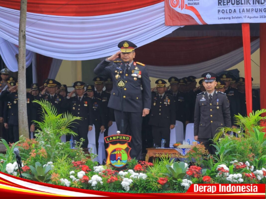 Guyuran Hujan Tak Halangi Semangat Personel Polda Lampung Peringati HUT ke-81 Kemerdekaan RI