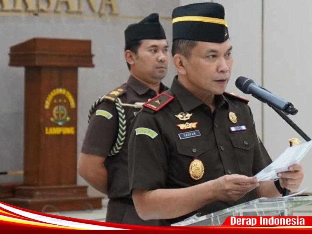 Sehari Usai Dilantik Jadi Kajati Lampung, Taufan Zakaria Melantik Wakil Kajati Lampung dan Sejumlah Pejabat Eselon III